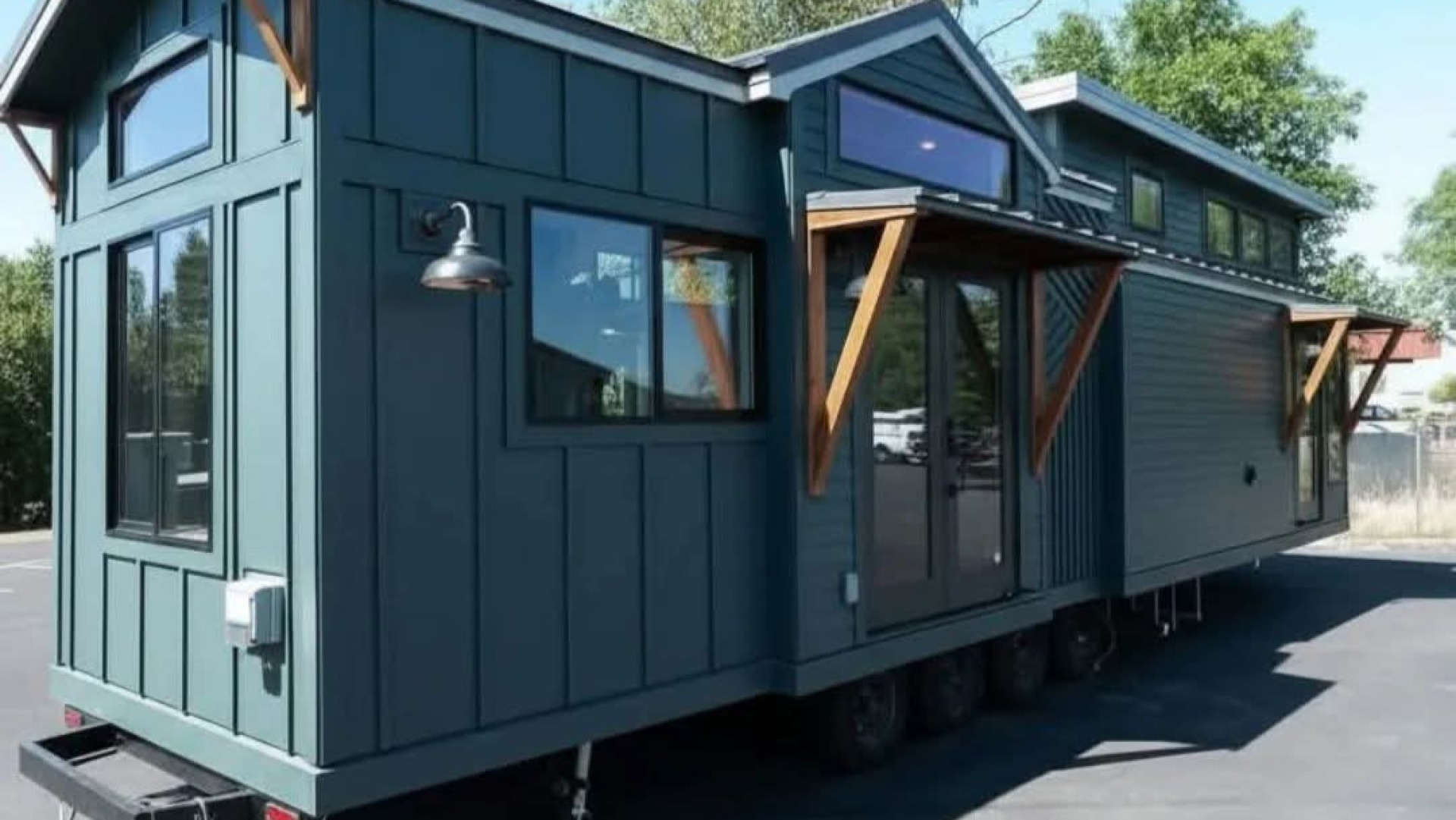 The Custom Cascade Max